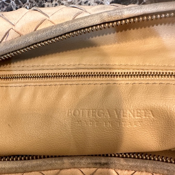 Authentic Bottega Veneta Jodie Tan Bag. - Picture 12 of 15